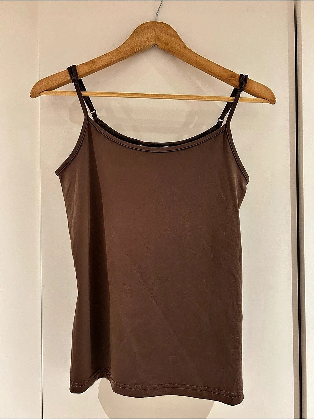 Reitmans Scoop Neck Cami - R Essentials in Brown Size Medium